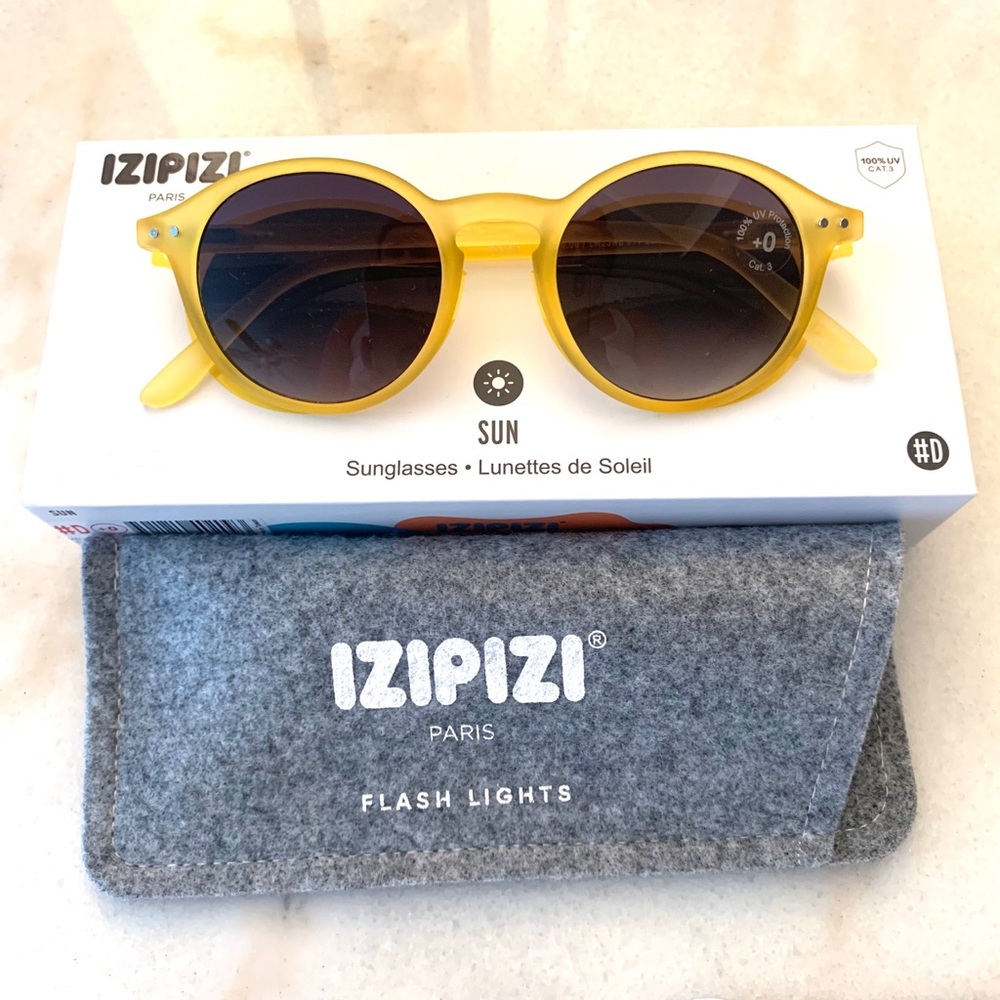 Yellow IZIPIZI Style #D Sunglasses